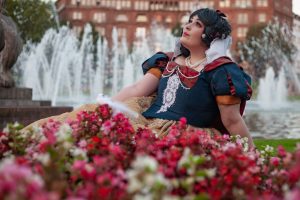 Snow White Cosplayer: everywingcosplay